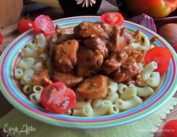 Сверху острая курочка.