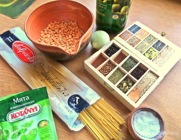 Также понадобятся сушеные травы.