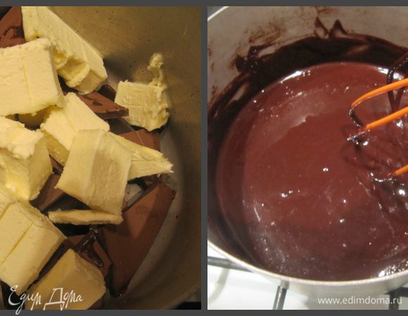 Сливочное масло и шоколад растопить в сотейнике, периодически помешивая.