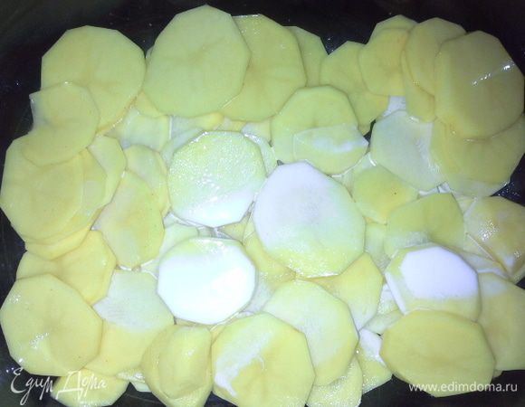 Вливаем сливки.