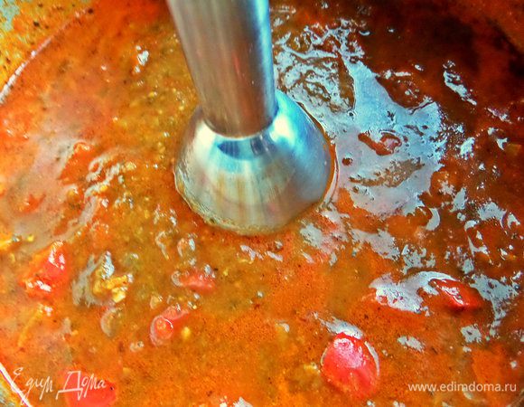 Слегка остудить суп.