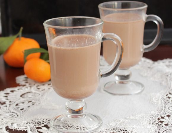 Добавьте молоко и хорошо перемешайте, отправьте в микроволновку на пару минут .