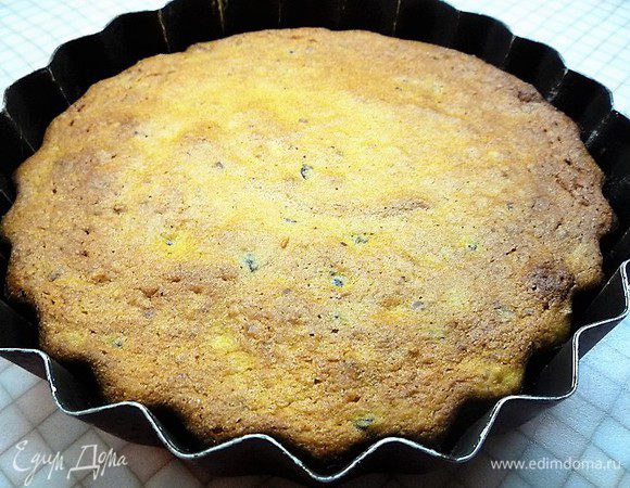 Выпекаем в разогретой духовке при температуре 180°С в течение 1 часа.