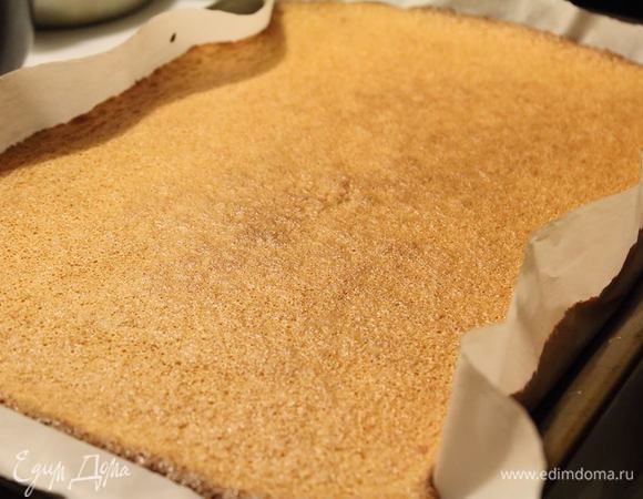 Готовому дать остыть и отложить до сборки пироженок.