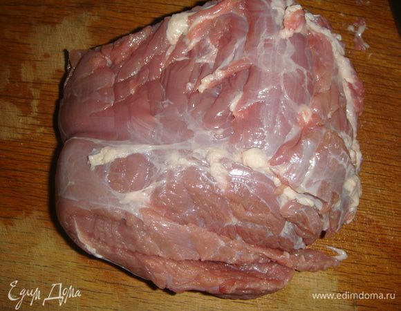 Мясо промыть и обсушить.