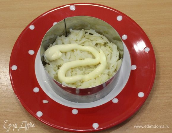 Слегка смазать майонезом ТМ «Слобода» легкий.