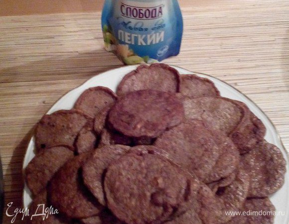 Так пожарить все оладьи. Дать оладьям остыть. 