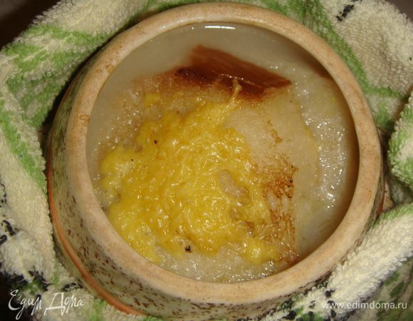 Готовить до тех пор, пока сыр не расплавится и немного подрумянится.