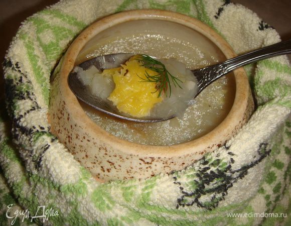 Достать горшочки с супом из духовки и сразу подавать. Приятного аппетита !