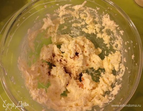 Добавить ванильный экстракт, перемешать.