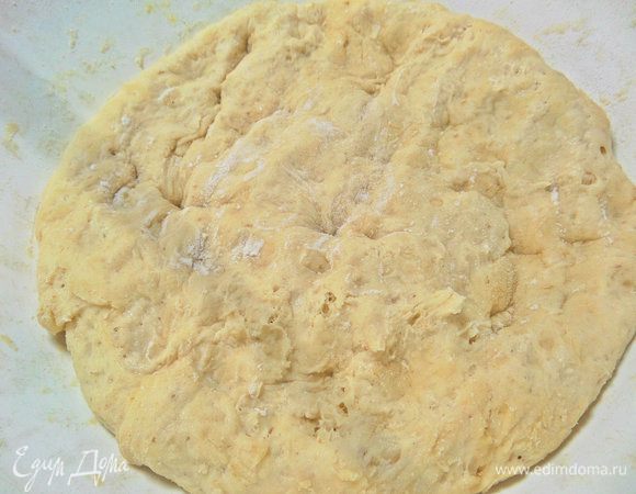 Обмять и снова дать подойти, накрыв в теплое место.