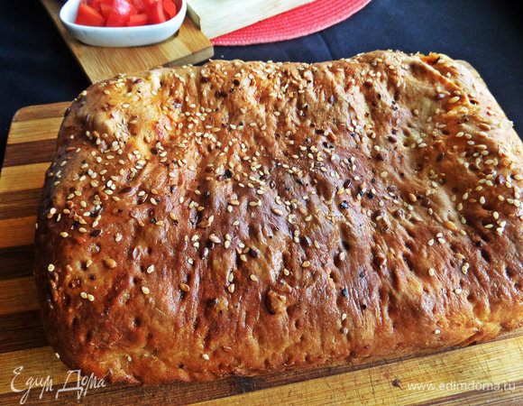 Выпекать вначале в разогретой до 200°С, потом снизить до 180°С духовке 35 минут.