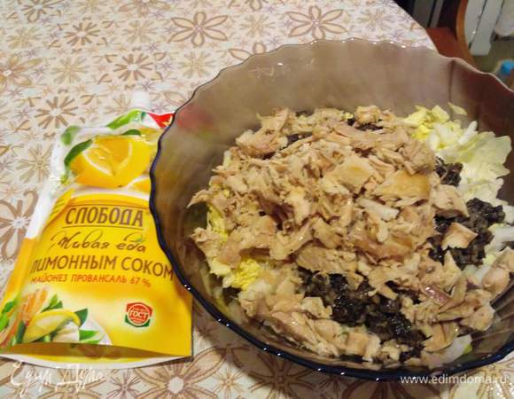 Курицу порезать мелко.