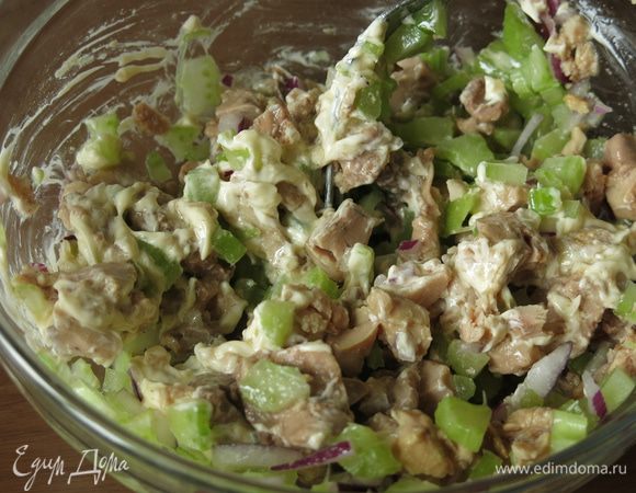 Заправляем майонезом ТМ «Слобода» Легкий, солим.