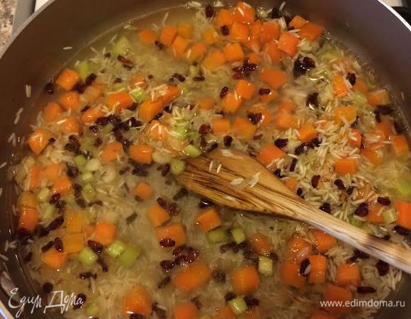 Затем залить водой и тушить 10 — 15 минут.