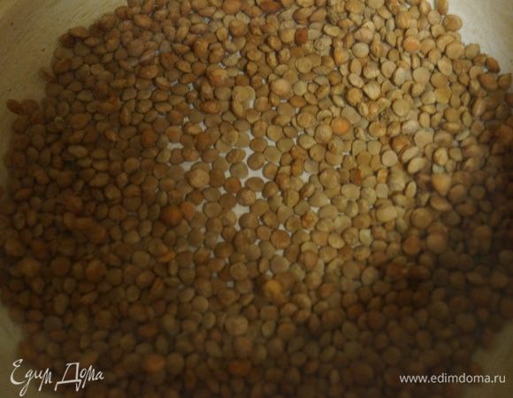Чечевицу варим до готовности минут 40.