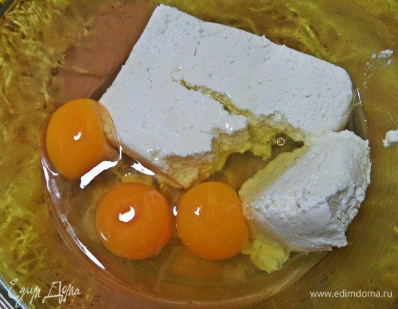 А пока делаем начинку.