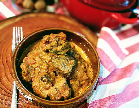 К рагу подойдет любой гарнир на ваш вкус. Приятного!