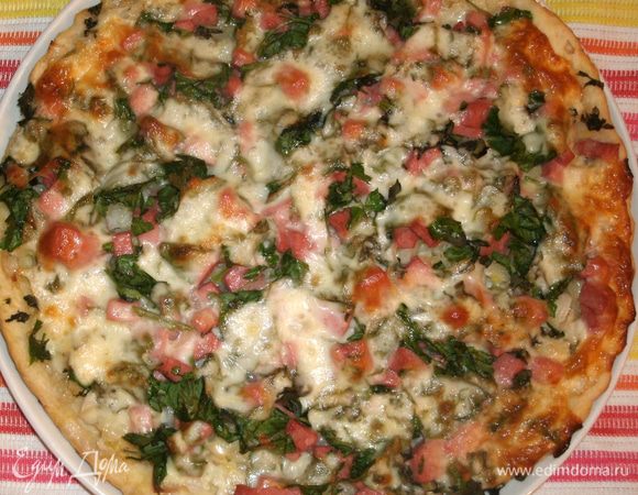 Запекать в духовке, пока сыр не расплавится и не приобретет золотистый оттенок — минут 35-40. 