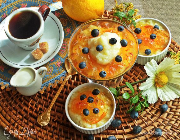 Ягоды и варенье можно менять, что есть в наличии.