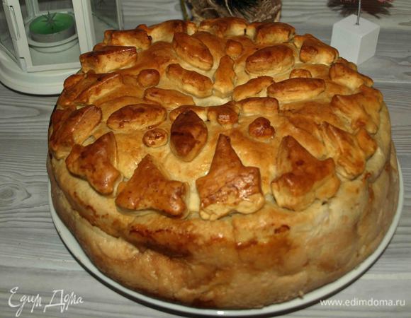 Паштет полностью остудить, поставить в холодное место на несколько часов (лучше до подачи, часов на восемь, в холодильник). За 30 минут до подачи достать из холодильника. 