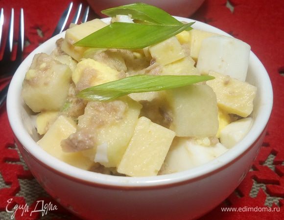 Подаем салат . Приятного аппетита.