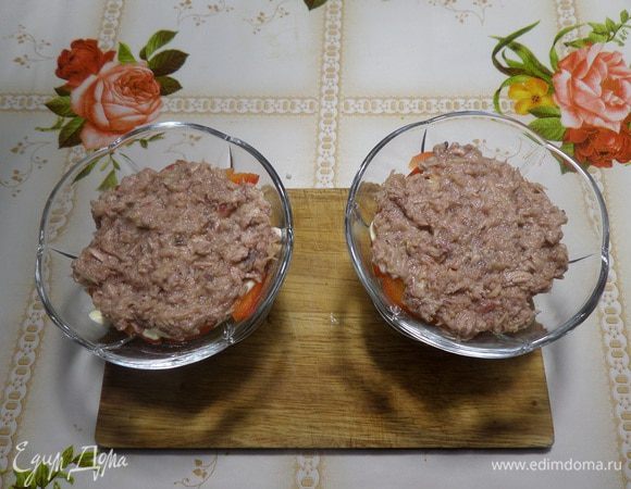 Выкладываем консервированного тунца ТМ «Магуро».