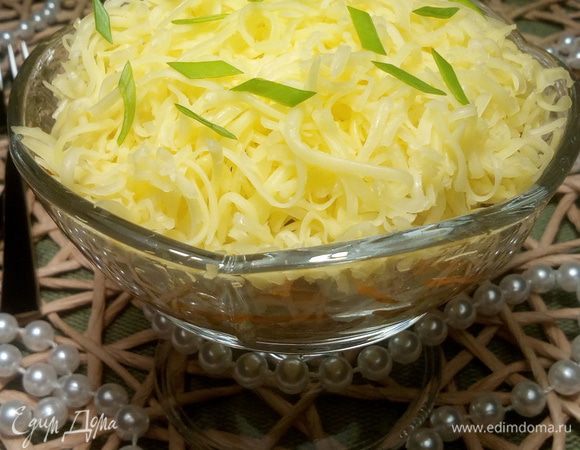 Подаем салат. Приятного аппетита.