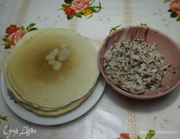 Блины и начинка готовы.