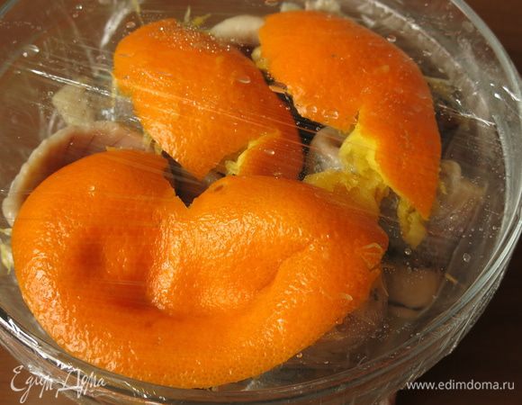 Ставим на пару часов мариноваться.