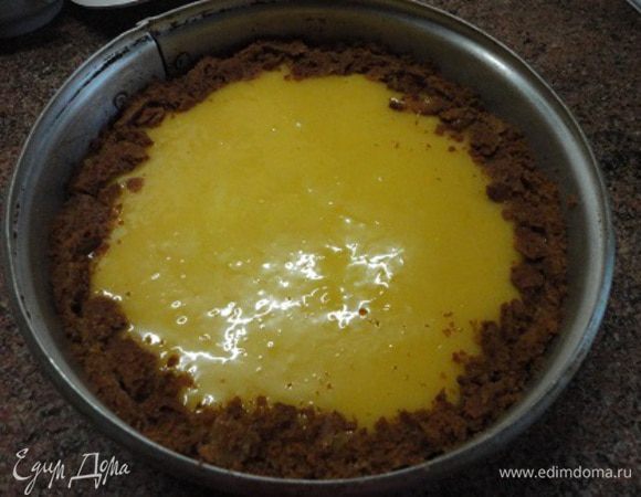 Утром я обрезала части бортиков, которые возвышались по краям и оставила в качестве декора.