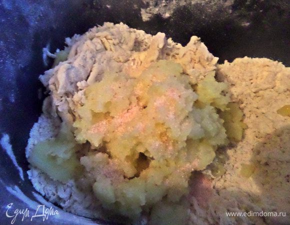 Добавить состав №3 в хлебопечку во время замеса.