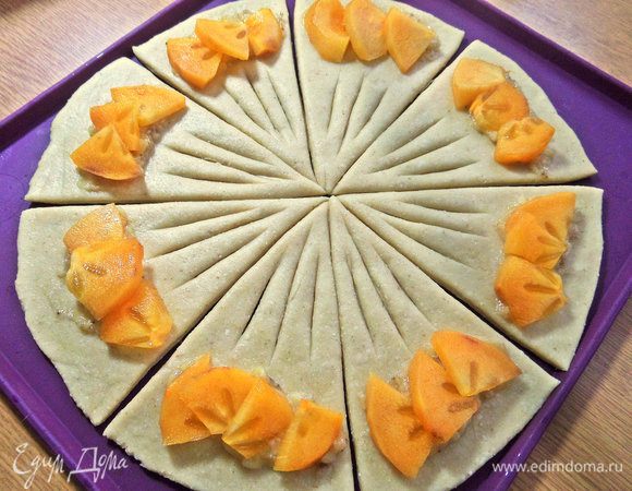 Тоже распределить сверху банана.