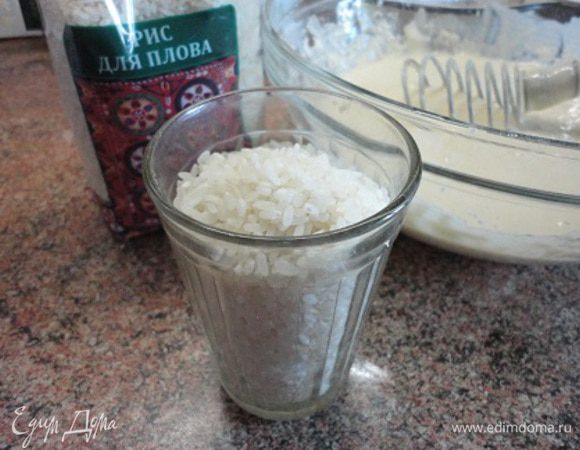 Ставим рис вариться до готовности (по инструкции на пакете).