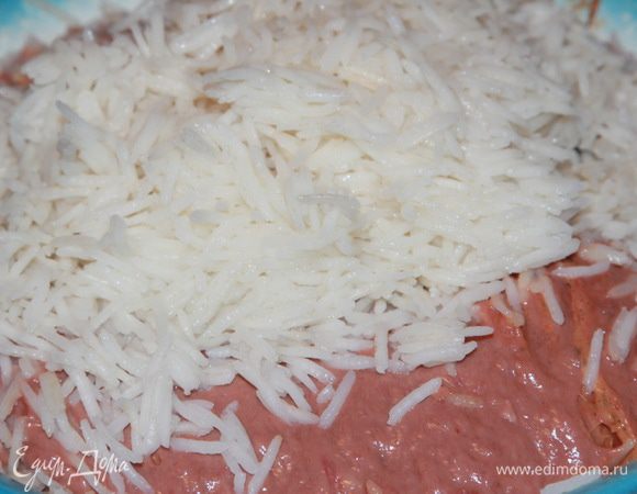 Добавляем рис к фаршу.