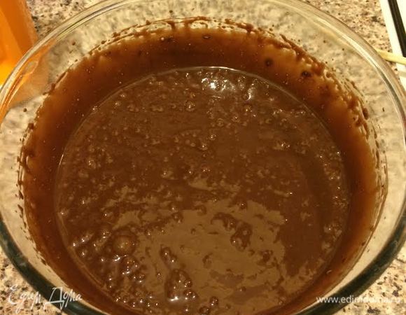 Получится гладкое жидкое тесто.