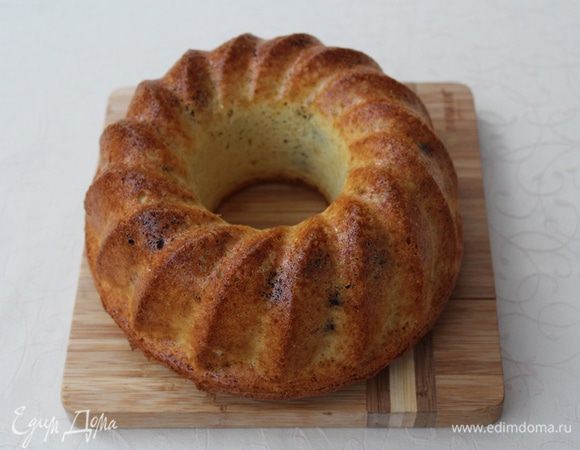  Кекс посыпать сахарной пудрой.