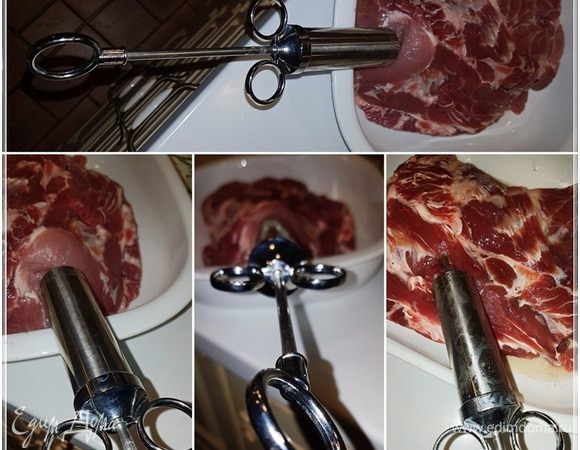 Дальше, используя специальный такой шприц (это самый удобный инструмент), вводим этот раствор в кусок мяса. Втыкать шприц со всех сторон и через небольшие промежутки.
Если нет такого девайса, то можно воспользоваться обычным шприцем с толстой иглой. Возиться придется дольше, но вполне осуществимо.
