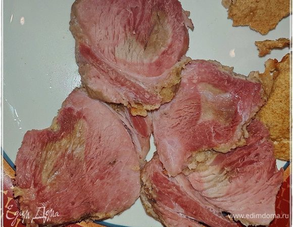 Вот такой эффект дала эта самая ржаная калитка. Интересное сочетание цвета и совершеннейшей готовности. Сочное, насыщенное мясным, прежде всего, вкусом, в общем, комментировать что-то дело неблагодарное. Тут пробовать надо.