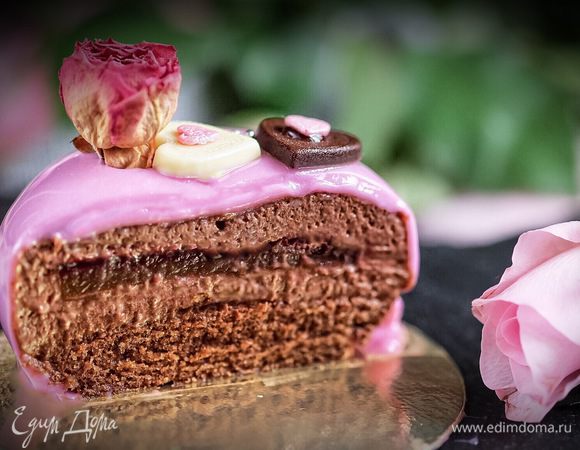 Вот так пирожное выглядит в разрезе.