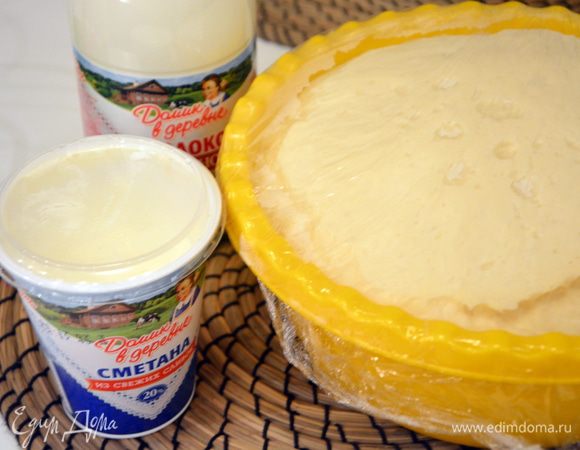 Накрыть пленкой и убрать в теплое место на час-полтора.