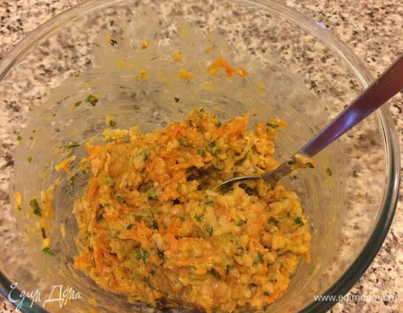 Массу хорошо перемешать.