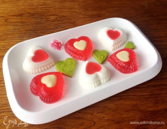 А это так, на всякий случай, вдруг торт не понравится, 5-летний племянник не поймет. Так что это моя подстраховка.
Всем любви, мира и здоровья!