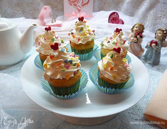 Капкейки готовы, можно их подавать на стол с чаем или кофе!