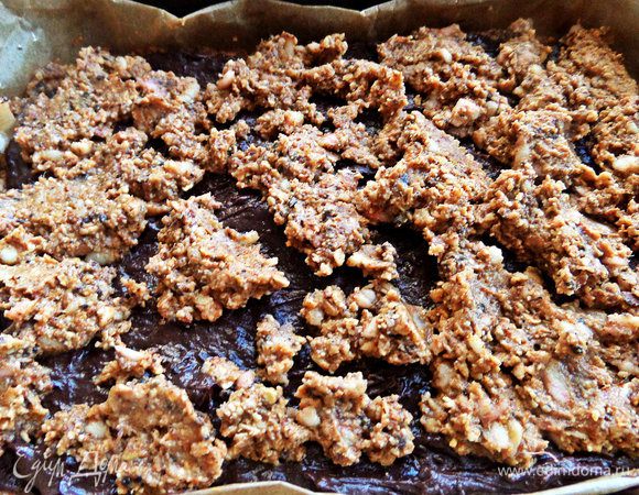 Теперь остальное тесто.