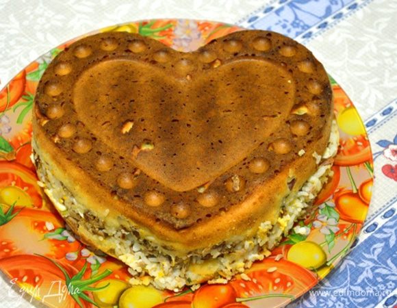 Ставим в разогретую духовку на 30 мин. при 180°С, и пирог готов.