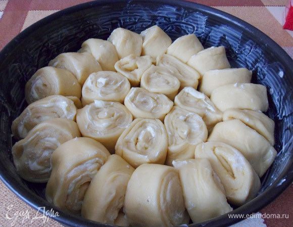 В центр разместим оставшиеся кусочки.