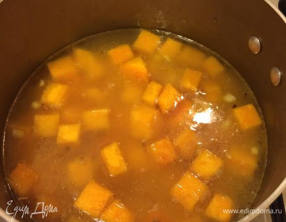 Залить кипятком и варить 20 минут.