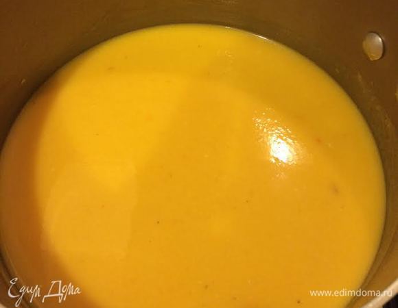 Добавить соль и снять с огня.