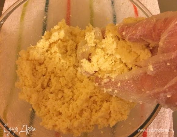 Начинку хорошо перемешать.